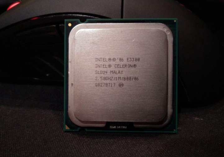 Intel celeron e3300. Celeron e3300.