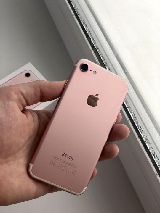 Iphone 15 розовый 128 гб. Iphone 7 Rose Gold. Iphone 7 Rose Gold 128 GB. Iphone 7 Pink Gold. Айфон 7s розовый.