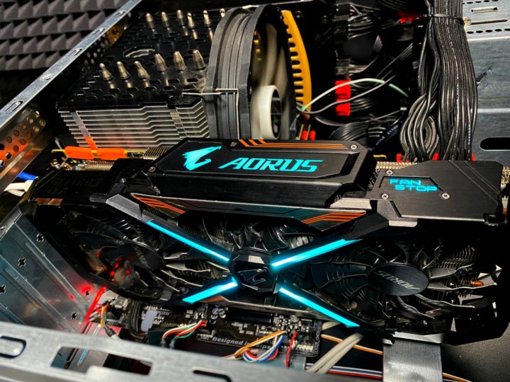 Aorus gtx 1080 ti. 1080ti AORUS. Gigabyte 1080 ti extreme Edition. Waterforce 1080ti соединить.