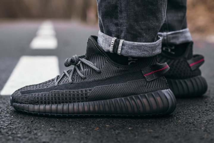 Adidas Yeezy Boost 350 Black