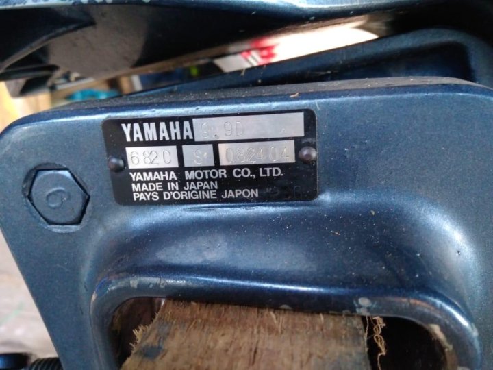 Год выпуска лодочного мотора ямаха. Шильда для Yamaha 9.9. Шильд Ямаха 9.9. Шильда Ямаха GMHS 9.9 2020. Шильдик Ямаха 9.9 2020.