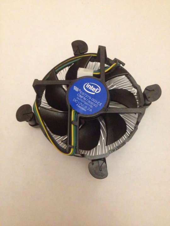Кулер intel e97379 003. Intel e97379-003. смазка e97379-003.