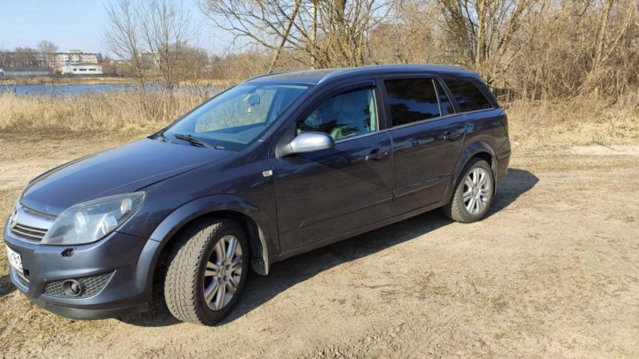Авито авто людиново. Авито авто людиново. Volkswagen passat 1. Авито авто людиново. Солярис р692кн124 канск.