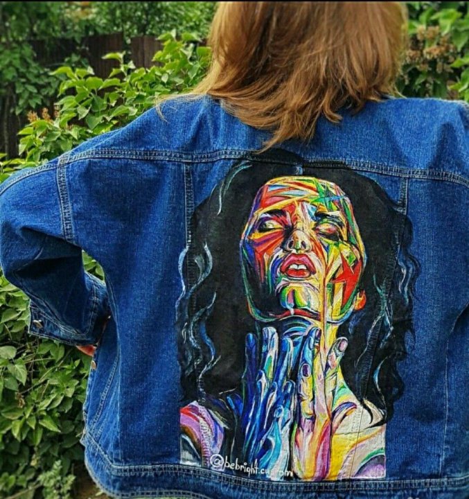 Рисунок на джинсовой куртке акриловыми красками