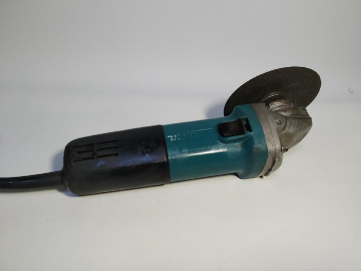 Ушм makita 9558hn. УШМ Makita 9558hn, 840 Вт, 125 мм. Арендовать аккумуляторная болгарка Makita 9558hnk в Казани -купить. УШМ Макита 9558 HN купить кнопку стопора Ярославль цена.