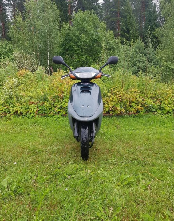 Honda tact af30. Honda Tact 30. Аккумулятор Хонда такт АФ 30. Хонда такт 30 черно белый цвет.