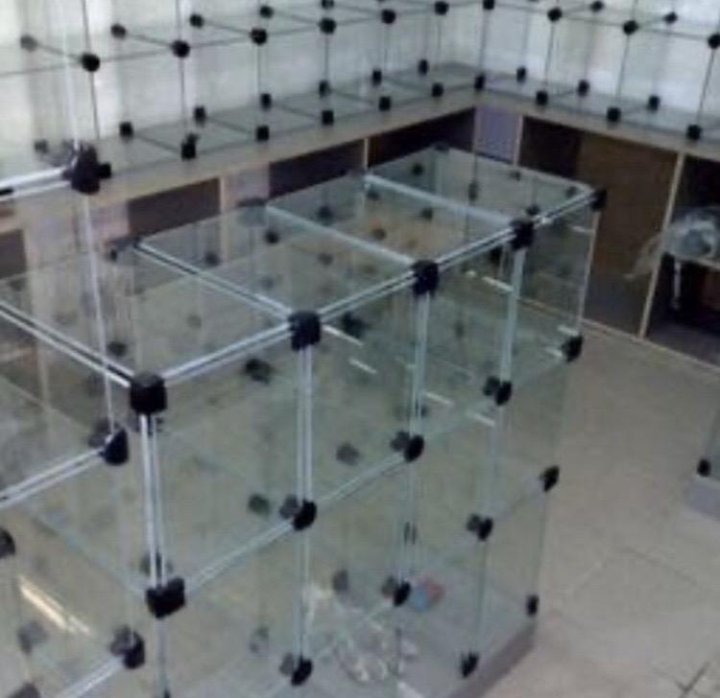 Конструкция витрины. Профиль для сборки стеклянных витрин. Профиль для сборки стеклянных витрин. Крепеж для стеклянных витрин. Стеклянная витрина втм-1000.