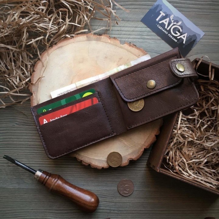 Кошелек классический. Petek 1855 кошелек мужской черный кожаный. Кошелек classic, коричневый. Classic modern collection кошелек. Кошелек классический.