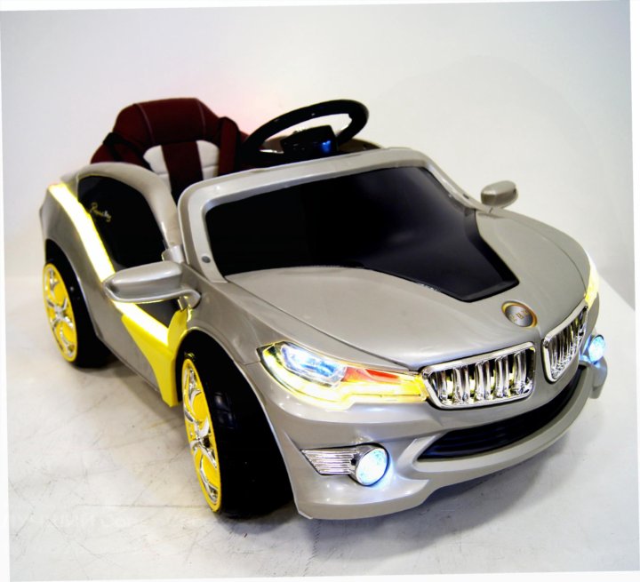 Электромобиль RIVERTOYS BMW i8 o002oo