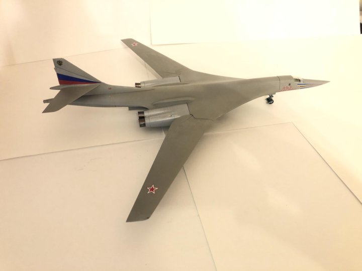 Часы ту 160. Ту-160 1/72 trumpeter. ту 160 модель. ту 160 модель звезда. фото модели ту-160.