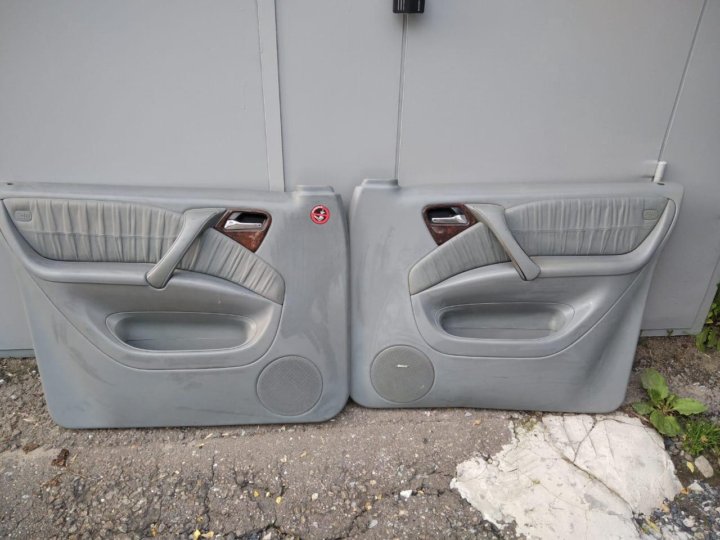 Обшивка двери мерседес w210 рестайлинг. Обшивка двери w164. Обшивки мерседес цлк 209. Обшивки дверей мерседес. Обшивки дверей на мерседес с140.