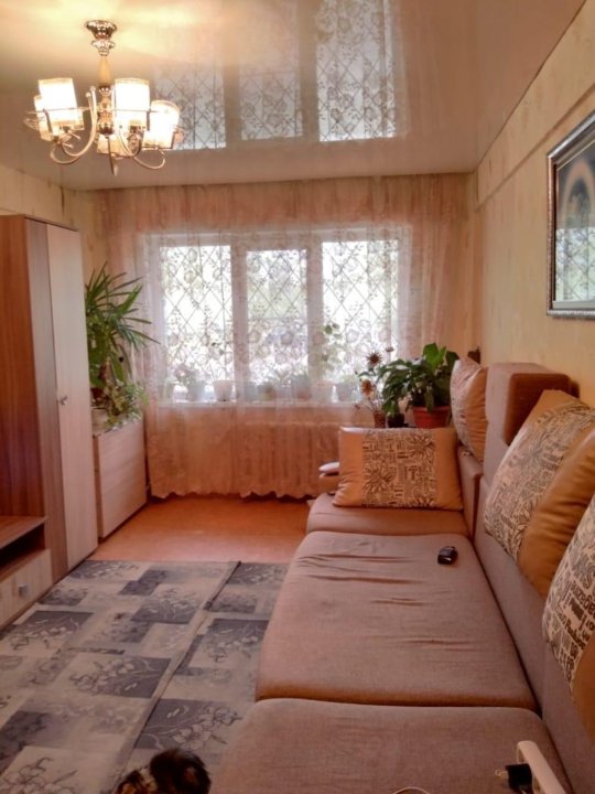 Квартиры в краснокаменске. 2 комнатная квартира краснокаменске. 402 краснокаменск окна. Помещение в аренду краснокаменске забайкальский край 28ц. Краснокаменск 5 микрорайон.