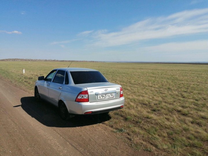 ВАЗ 2110 на природе. ВАЗ 2110 во дворе. Машина ВАЗ 2110 во дворе. ВАЗ 2110 во дворе 161.