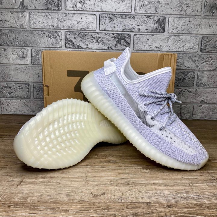 champs yeezy canada