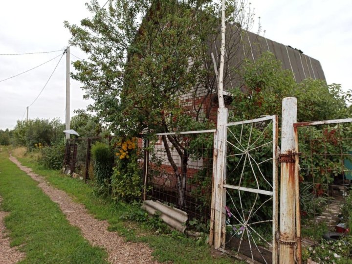 Снт мелиоратор кольчугино. Дачный домик в садоводстве. Дача снт изыскатель. Сады-дачи кармаскалинского района. Сколько километров до дачи.