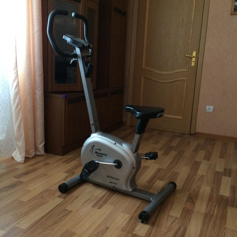 Jet stream велотренажер разбирается или нкт. Jetstream jc-2000. Велотренажер jetstream jc2000. Тренажер jetstream 900. Jet stream jc-2000.