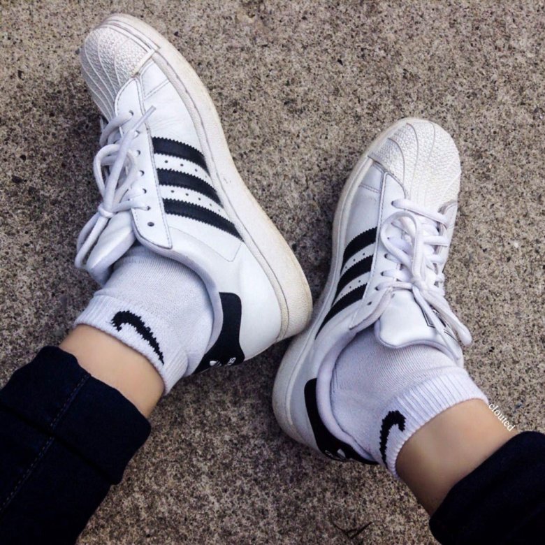 Adidas Superstar на ноге