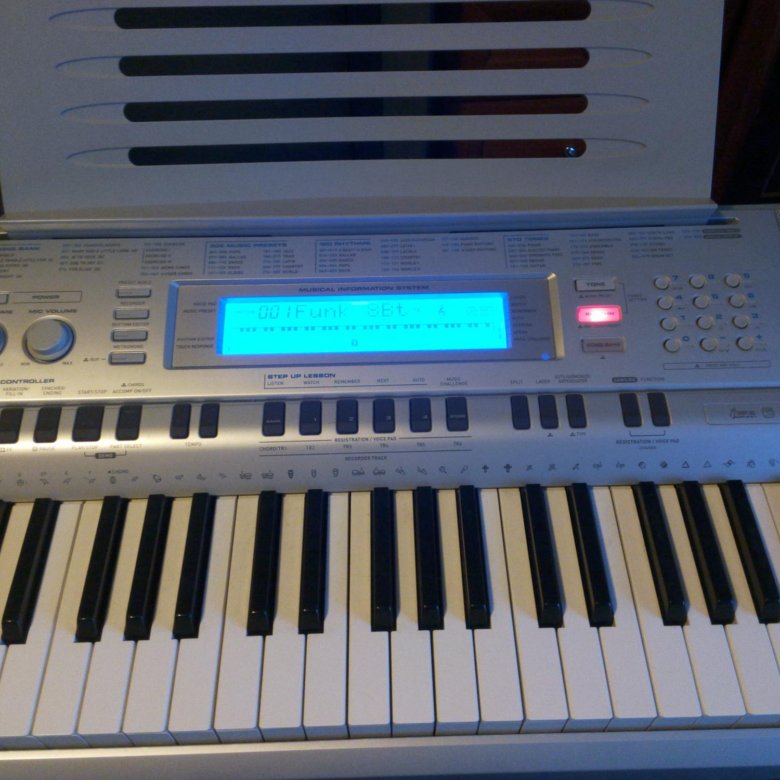 синтезатор wk