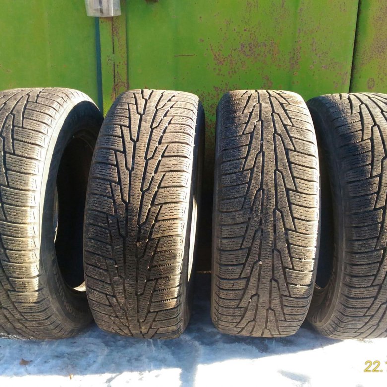 Хакапелита липучка. Зимняя липучка на 215/60r16 японская. Hakkapeliitta липучка. Нокиан 215 75 16с зима липучка. Резина Сан Лунг липучка 215 65 16.