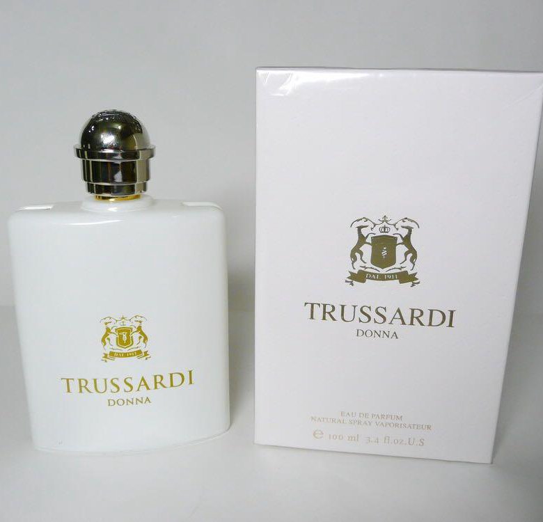 Труссарди донна 100. Труссарди Донна 100 мл. Труссарди духи 2022. Trussardi Donna 100ml EDT /Ж/ тестер. Труссарди духи эксклюзив Престиж 2000.