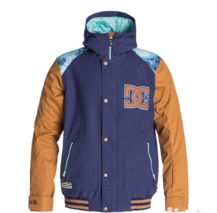 Сноубордические куртки dc shoes 2. DC Shoes DCLA куртка. DC DCLA Snowboard Jacket Womens. Superdry куртка сноубордическая. Куртка DC сноубордическая.