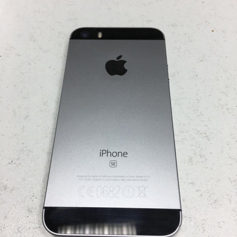 Айфон се 2016 Спейс грей. Айфон Спейс грей 64 ГБ. Iphone se 2016 Grey. Iphone se 2016 Silver vs Space Grey.