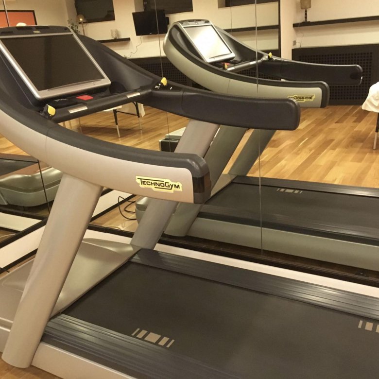 Technogym Беговая дорожка