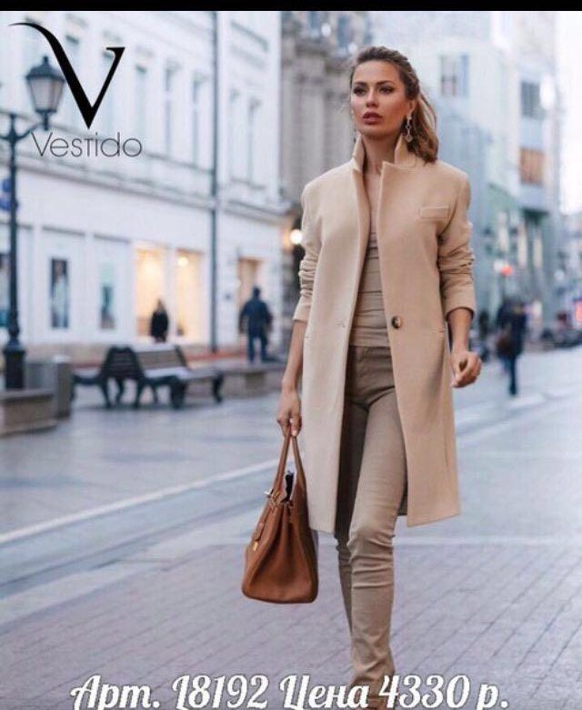 Женское кашемировое пальто с чем носить