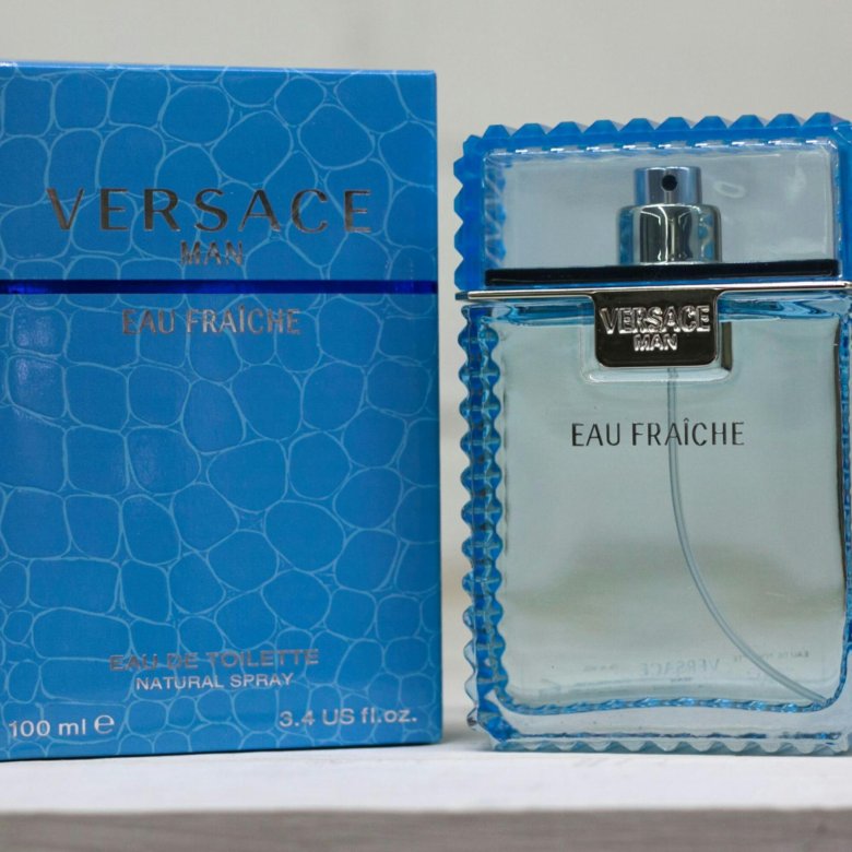 Versace man eau. Versace man Eau Fraiche реклама. Версаче Фреш. Версаче ЭА Фреш. Версаче Фреш Графика.