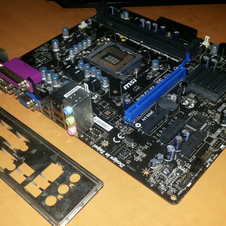 H61m p21_b3 разъёмы. материнская плата msi h61m-p25. H61m b3 msi. Msi h61m-p23. 1155 msi h61m - e23 (g3).