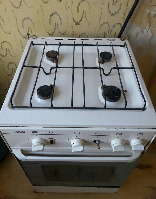 газовая плита без крышки. газовая плита фагор 6 конфорок. самовывоз газовых плит. ну газовая плита крышка над газовой плитой. газовая плита лада pr 14.