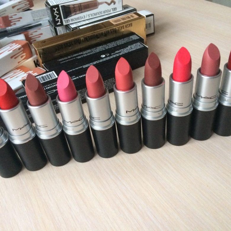 Оттенки помады мак. Mac Matte. Mac Lipstick Matte. Mac maximal Matte Lipstick оттенок. Mac impulsive помада.