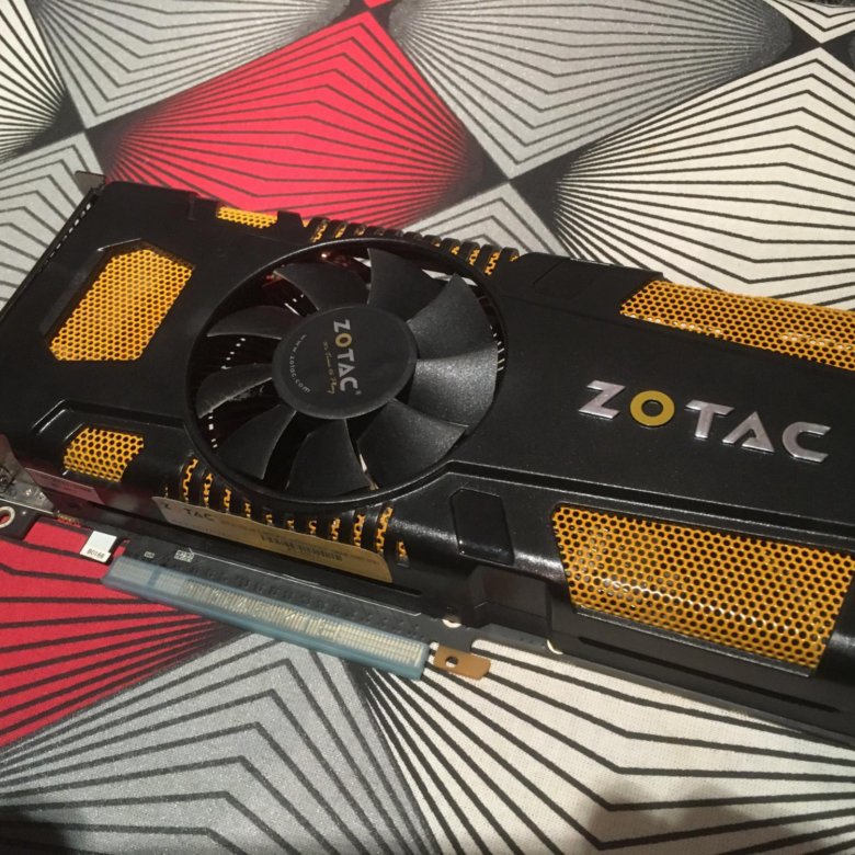 Видеокарты zotac. Zotac 560ti. Видюха Zotac 560. Видеокарта Zotac. Zotac GEFORCE Старая 2006.