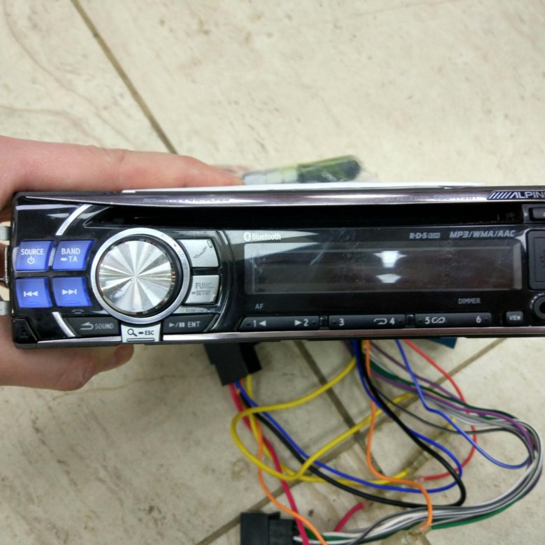 Alpine cde 172 bt. Alpine колонки в машину. Alpine cde-hd137bt. Алпайн cde 133bt. Alpine bluetooth.