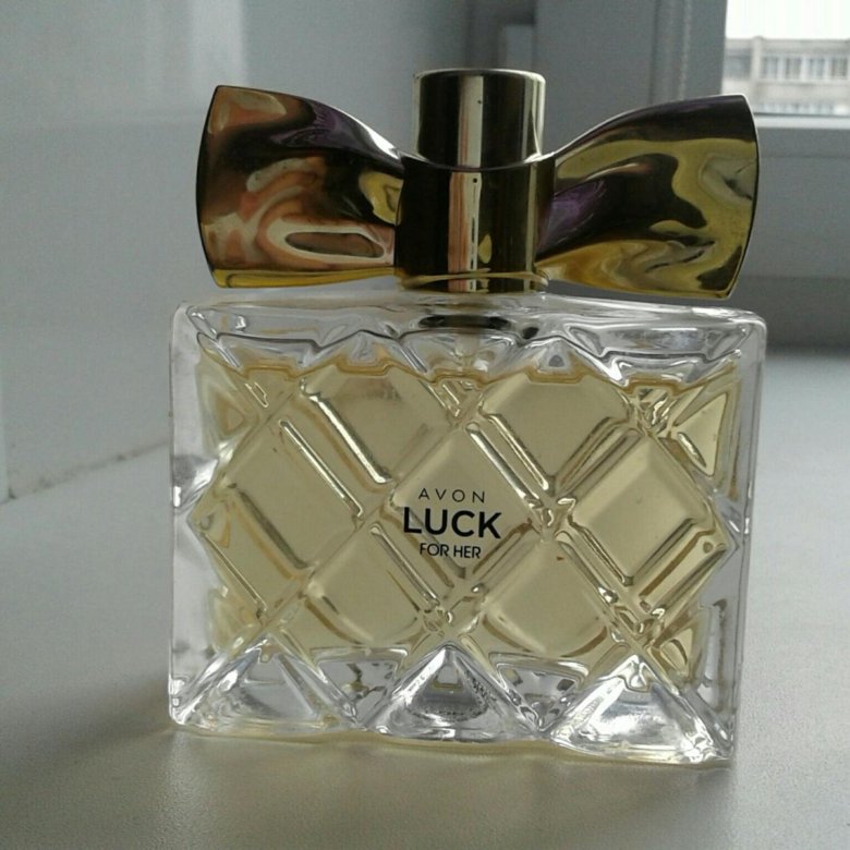 Духи luck. Духи эйвон luck. Духи luck Avon. Аромат luck Avon пузырек фото сверху.