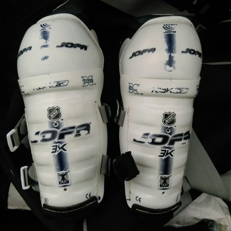 размер наколенников хоккей.