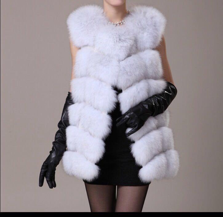 Шуба трансформер из канадки. Маргарита цельсова в шубе. Полушубок темно коричневый. Fur coat silver fox fur coat. Шуба трансформер 4 в 1.