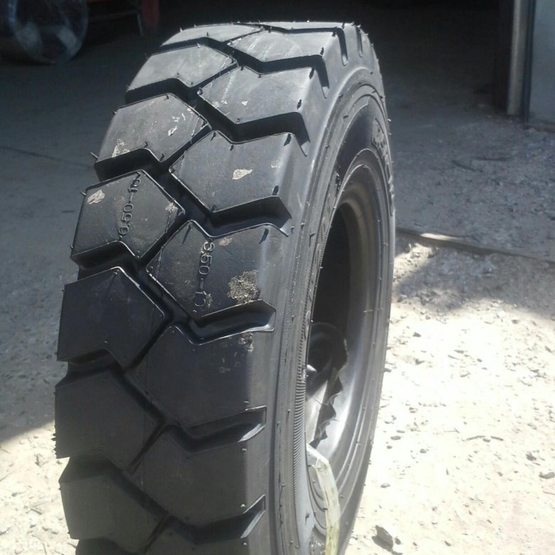 7. Щиток управления мтлб. Шина цельнолитая 6. 6. 50- r15 шина на погрузчик.