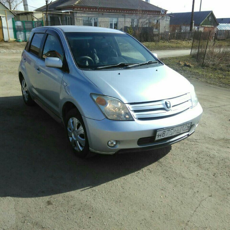 Тойота ист 2006. Продаю тойоту ист. 8. Тойота ист 2002 года. Toyota ist 2002 год.