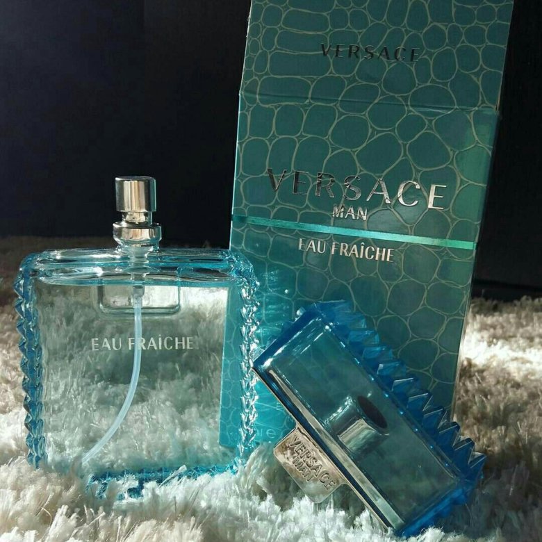 Туалетная вода versace fraiche. Versace man Eau Fraiche 100. Версаче Eau Fraiche man. Versace man Eau Fraiche 100 ml. Versace man Eau Fraiche.