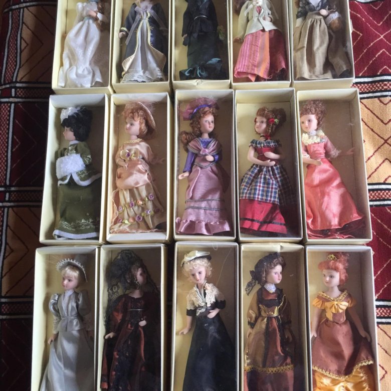 Купить коллекцию кукол. Фарфоровые куклы коллекционные дамы эпохи. Коллекция фарфоровых кукол дамы эпохи. Фарфоровые куклы из Союзпечать. Куклы дамы эпохи переделки.
