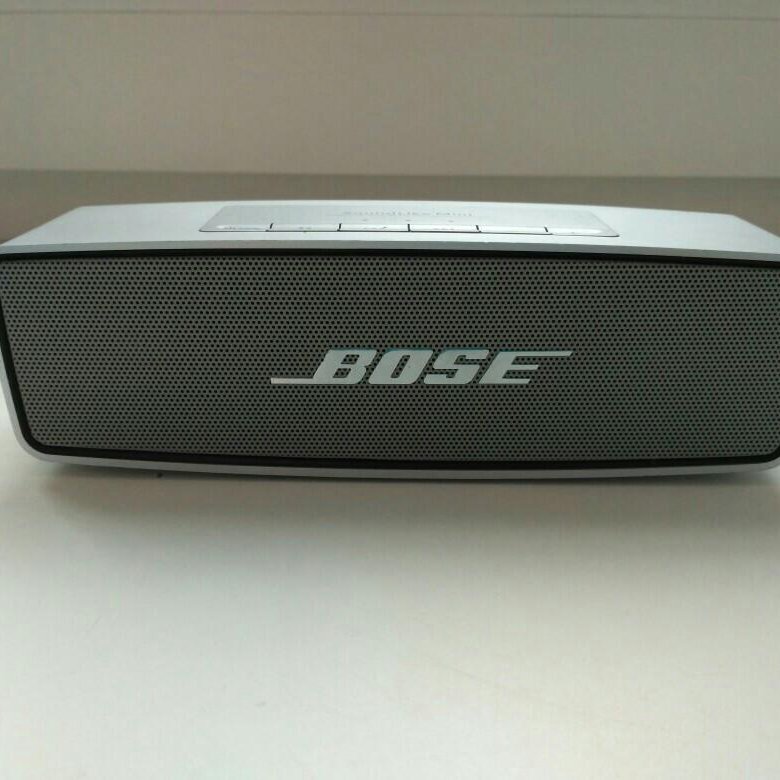Bose звук. Мини колонка Bose. Колонка Bose Voyager. Bose колонка ДНС. Колонка Sound like Mini.