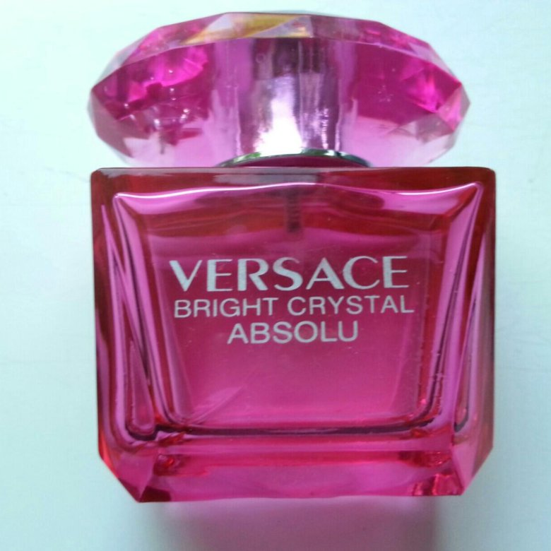 Версаче кристалл абсолют отзывы. Версаче Брайт Кристалл. Versace Bright Crystal Absolu. Версаче Кристалл Абсолют. Версаче Брайт Кристалл Абсолют пирамида.