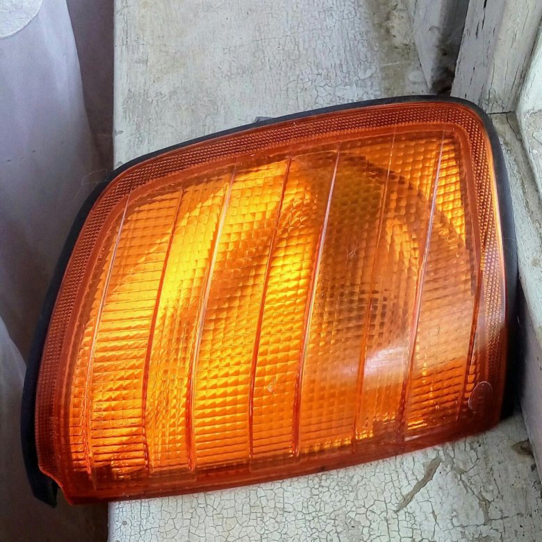 поворотник мерседес. поворотник мерседес. указатель поворота mercedes benz w202. американские передние поворотники мерседес 190. указатель поворотов mercedes 1644.