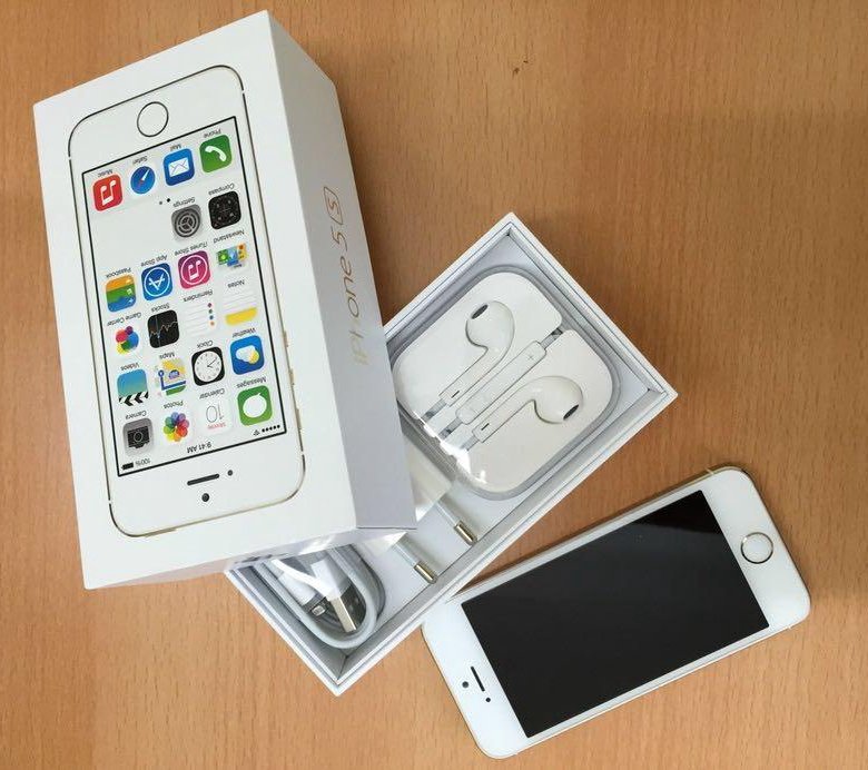 Авито айфон. Apple iphone 5s 64gb. Iphone 5s 64gb Gold. Айфон 5 s 64 ГБ. Iphone 5s Silver 64gb.