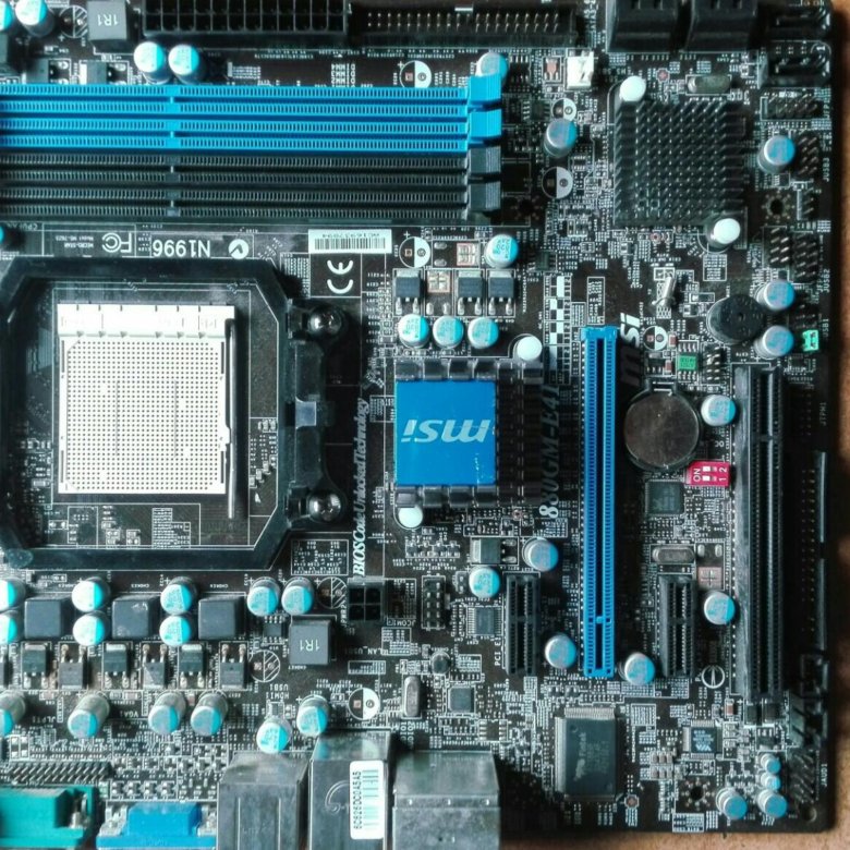 Amd 7500f материнская плата. Материнка под Зеон с м2. Материнская плата под i7 11700f. Материнка под АМД зеленого цвета. Плата под.