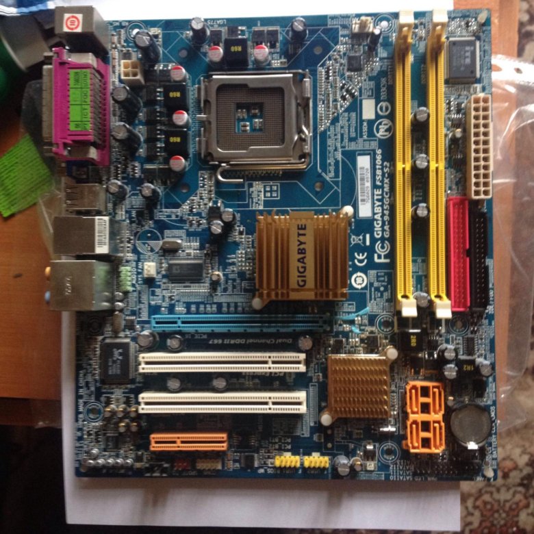 Gigabyte 945gcmx s2. Gigabyte ga-945gcmx-s2. Gigabyte fsb1066 ga-945gcmx-s2. FC Gigabyte fsb1066 ga-945gcmx-s2 материнская плата. Ga-945gcmx-s2 Rev 1.0