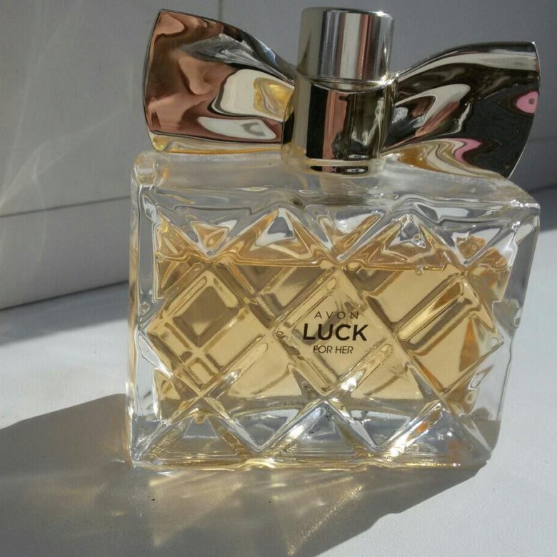 Эйвон luck. Парфюмерная вода Avon luck для нее, 10 мл.