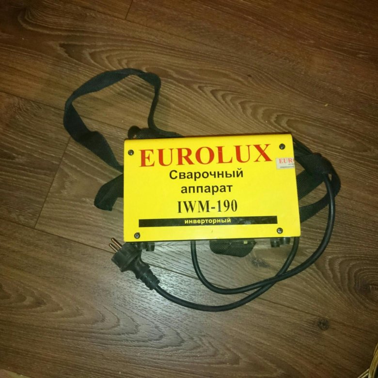 Eurolux iwm190. Сварочный аппарат Eurolux IWM-190. Сварочный аппарат инверторный iwm190 Eurolux. Сварочный аппарат Eurolux iwm190 65/27. Силовой разъем для сварочник а Eurolux IWM 190.