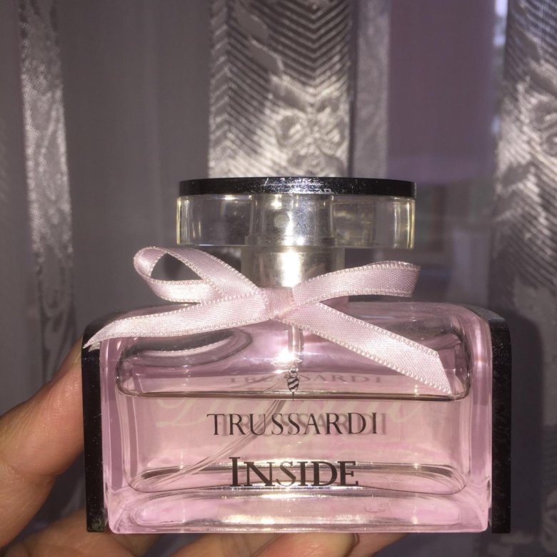 Inside delight. Trussardi inside delight. труссарди инсайд делайт. духи инсайд.